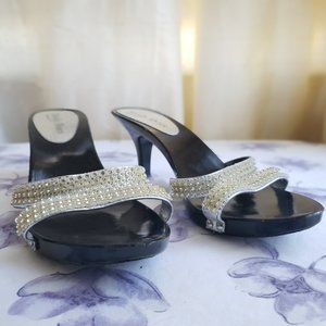 Sandy Shoes Italy - Women's Sandals Size 9